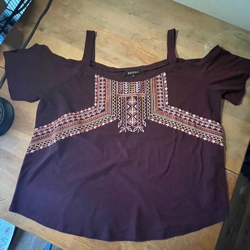 Bekka 2x Women’s Cold Shoulder Top